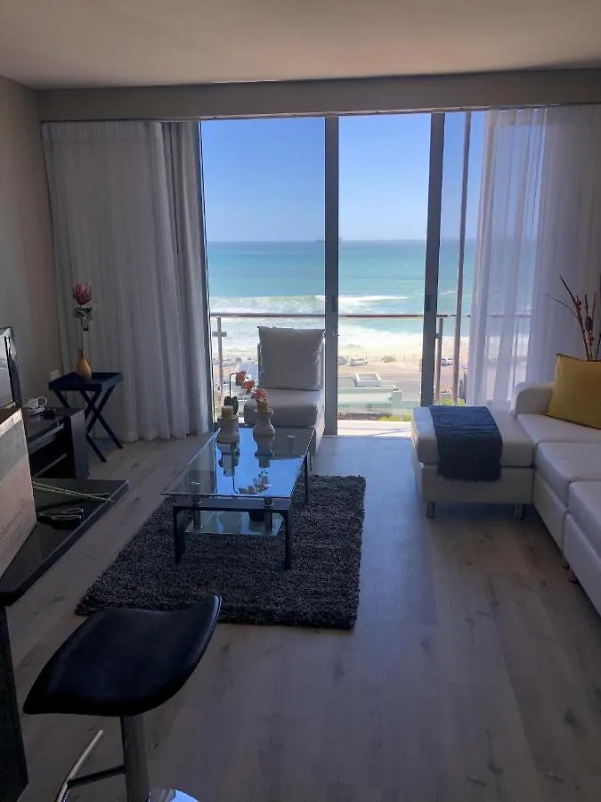 Infinity Self Catering Beachfront Apartment 302 Κέιπ Τάουν