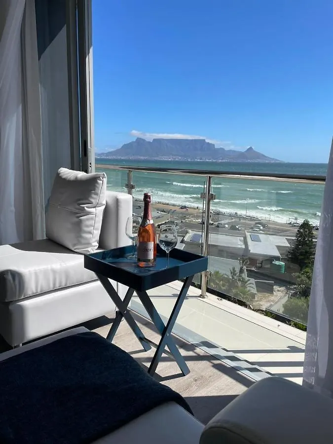 Infinity Self Catering Beachfront Apartment 302 Κέιπ Τάουν Νότια Αφρική